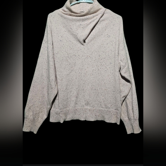Pure Amici 100% Cashmere Elegant Cream Sweater EUC 25 PTP Large - Picture 1 of 3